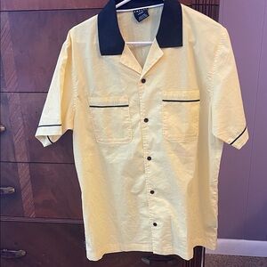 Cubavera Yellow and Black Casual Button Down Shirt. Looks like a bowling shirt 🤣